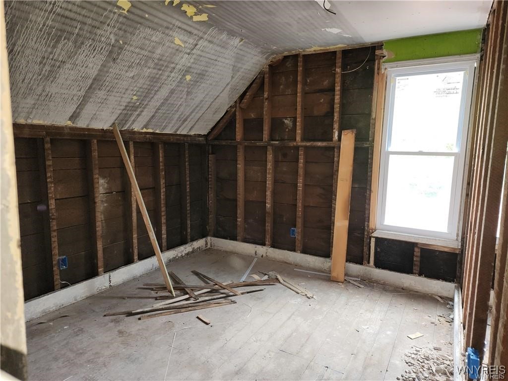 811 Cedar Avenue, Niagara Falls, New York image 12