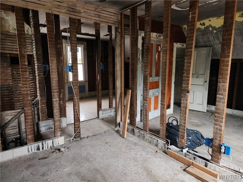811 Cedar Avenue, Niagara Falls, New York image 7