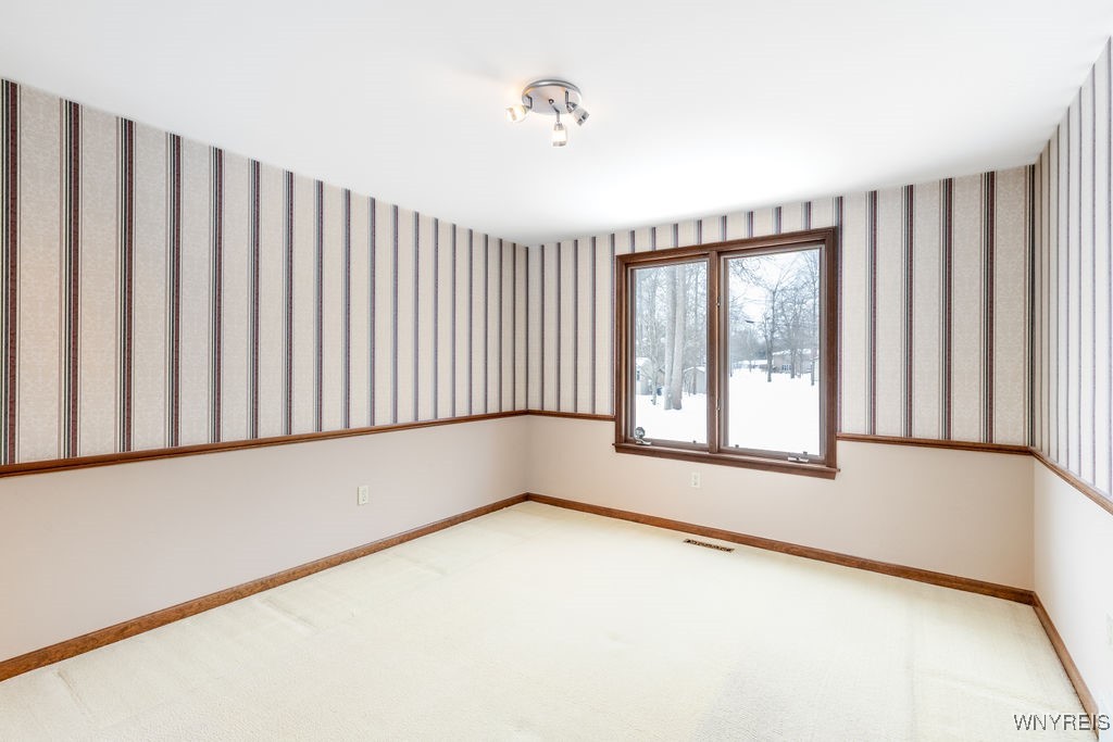 60 Parkview Drive, Grand Island, New York image 12