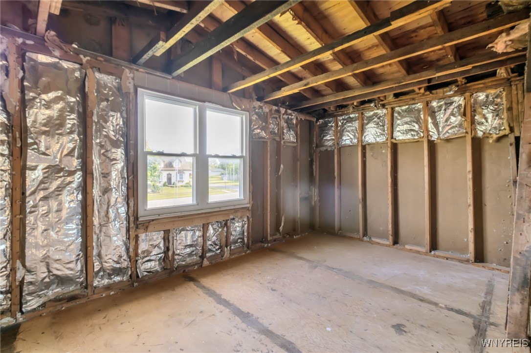 525 Buffalo Depew Boulevard, Cheektowaga, New York image 12