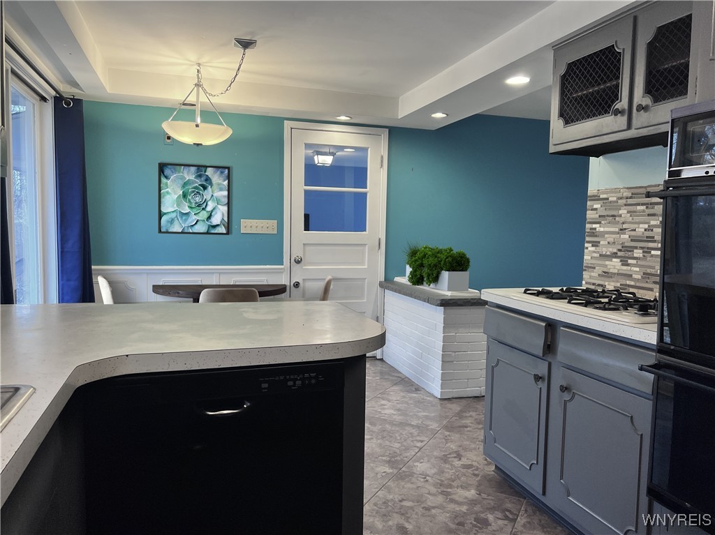 3747 Columbia Street, Hamburg, New York image 30