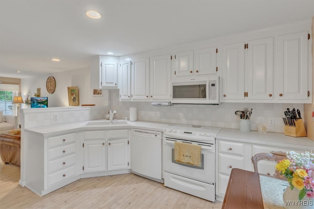 86 Kenton Place, Hamburg, New York image 16