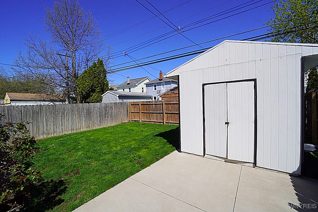 59 Hamilton Boulevard, Tonawanda, New York image 6