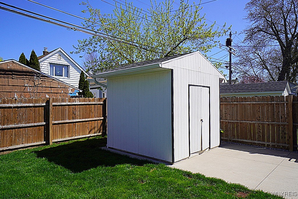 59 Hamilton Boulevard, Tonawanda, New York image 12
