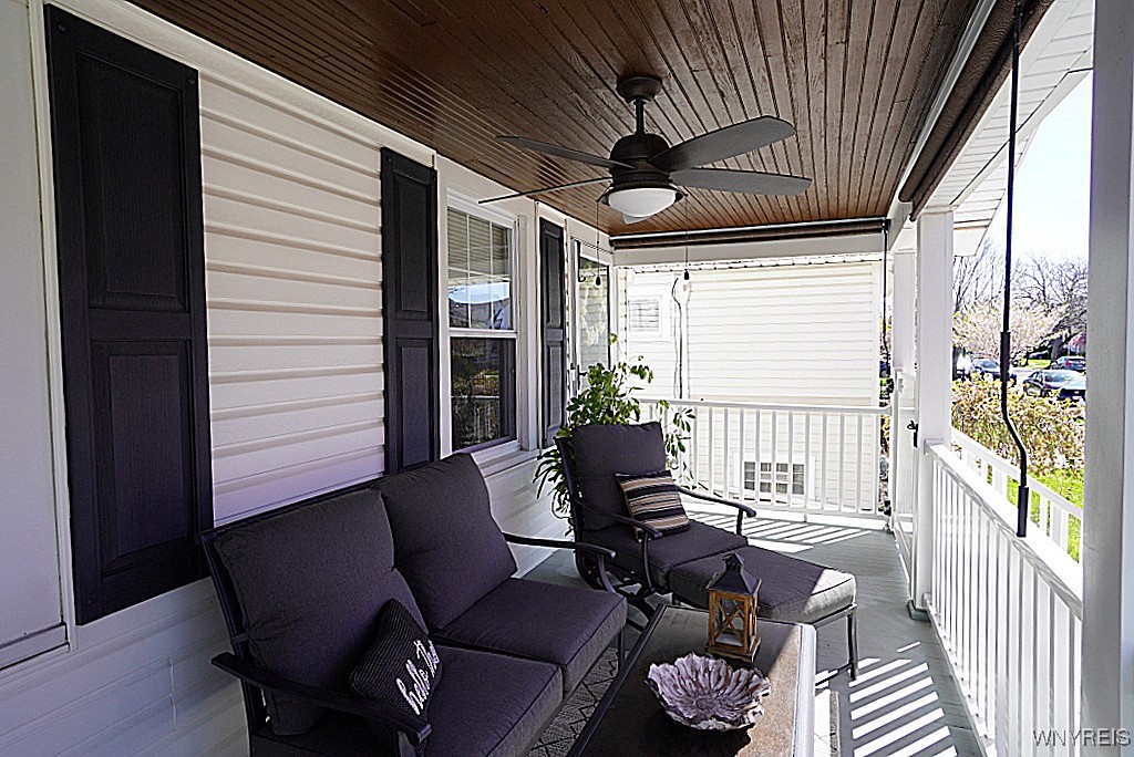 59 Hamilton Boulevard, Tonawanda, New York image 4