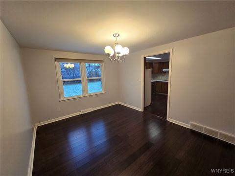 Tiny photo for 161 Foxpoint W, Amherst, NY 14221 (MLS # B1655695)