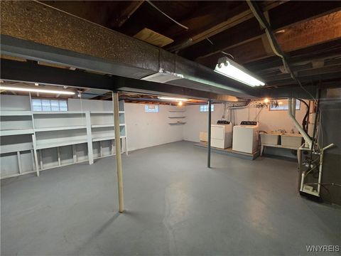 Tiny photo for 161 Foxpoint W, Amherst, NY 14221 (MLS # B1655695)