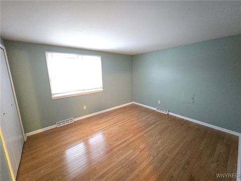 Tiny photo for 161 Foxpoint W, Amherst, NY 14221 (MLS # B1655695)