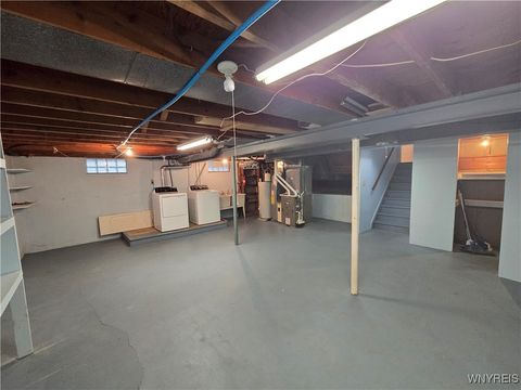 Tiny photo for 161 Foxpoint W, Amherst, NY 14221 (MLS # B1655695)