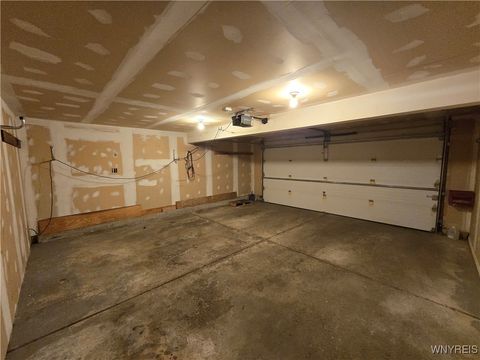 Tiny photo for 161 Foxpoint W, Amherst, NY 14221 (MLS # B1655695)