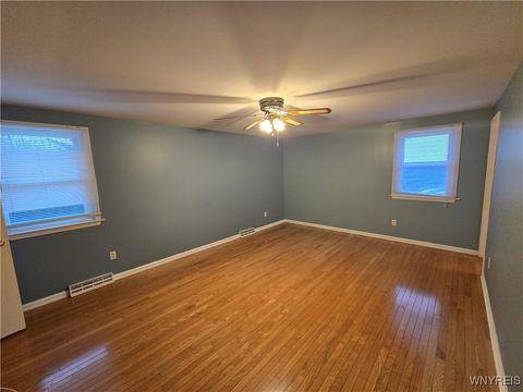 Tiny photo for 161 Foxpoint W, Amherst, NY 14221 (MLS # B1655695)
