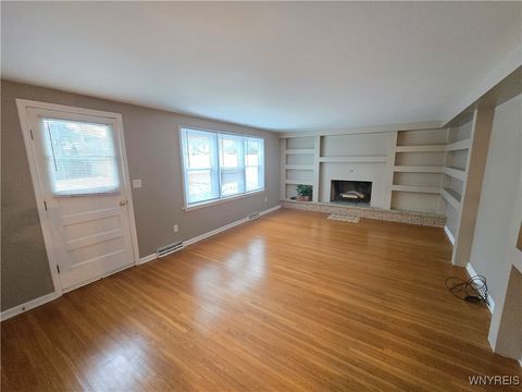 Tiny photo for 161 Foxpoint W, Amherst, NY 14221 (MLS # B1655695)