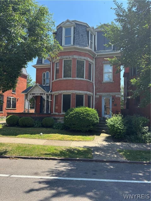 Apartment For Rent - 473 Virginia Street #3<br/> Buffalo, NY 14202