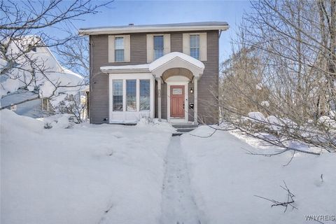 Homes For Sale - 261 Parkdale Avenue<br/> Aurora, NY 14052