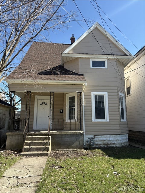 Homes For Sale - 73 Hunt Avenue<br/> Buffalo, NY 14207