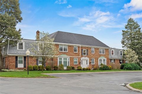 65 Guilford Lane 5 Buffalo NY 14221