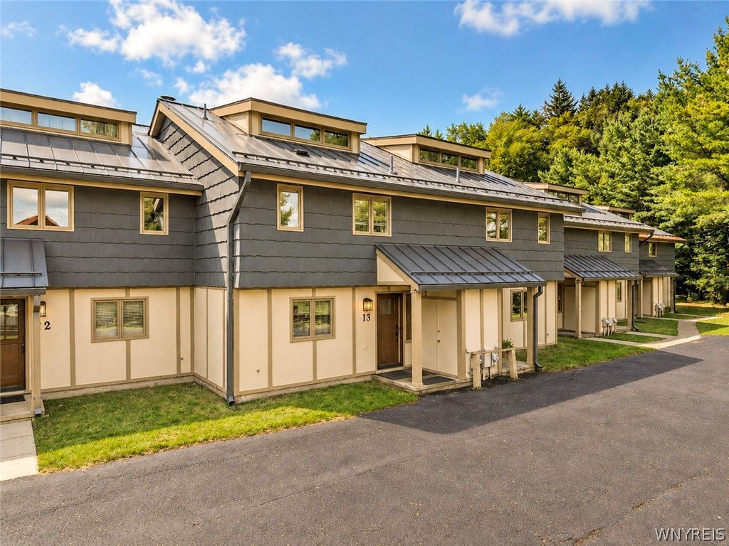 14 Alpine Meadows