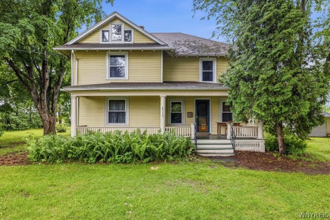 Homes For Sale - 4712 E Lake Road<br/> Wilson, NY 14028