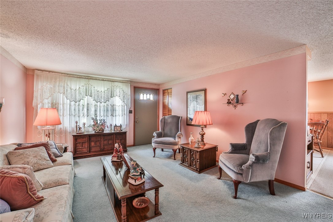 212 Poinciana Parkway, Cheektowaga, New York image 18