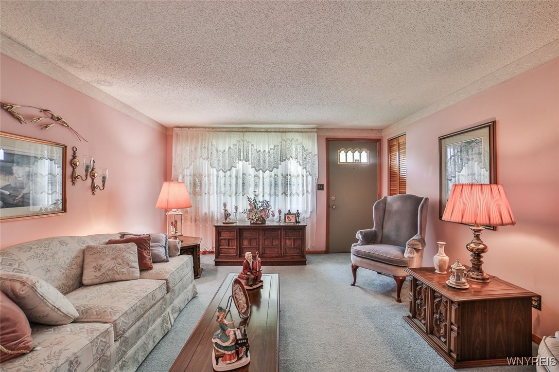 212 Poinciana Parkway, Cheektowaga, New York image 19