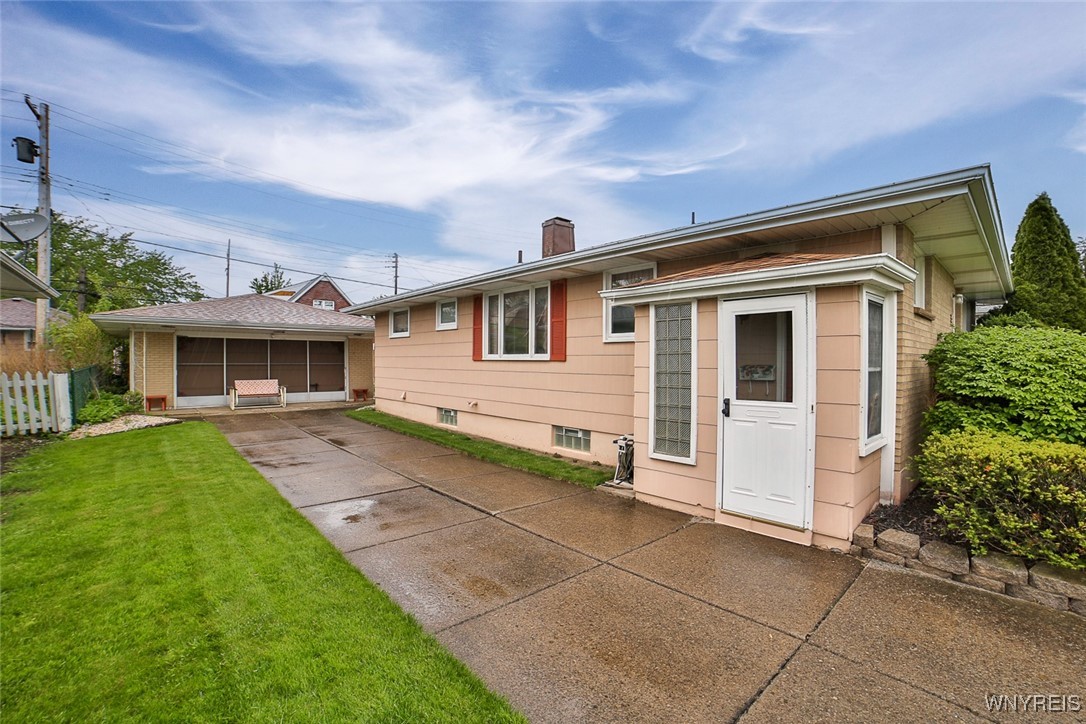 212 Poinciana Parkway, Cheektowaga, New York image 7