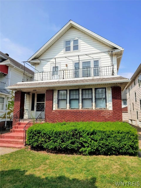 Photo of 1568 Elmwood Avenue, Buffalo, NY 14207 (MLS # B1705688)