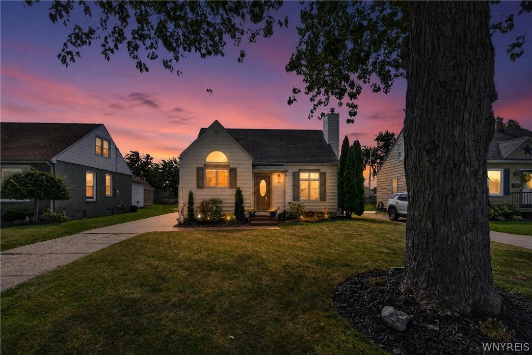 46 Oakridge Avenue