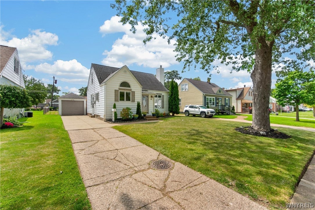 46 Oakridge Avenue