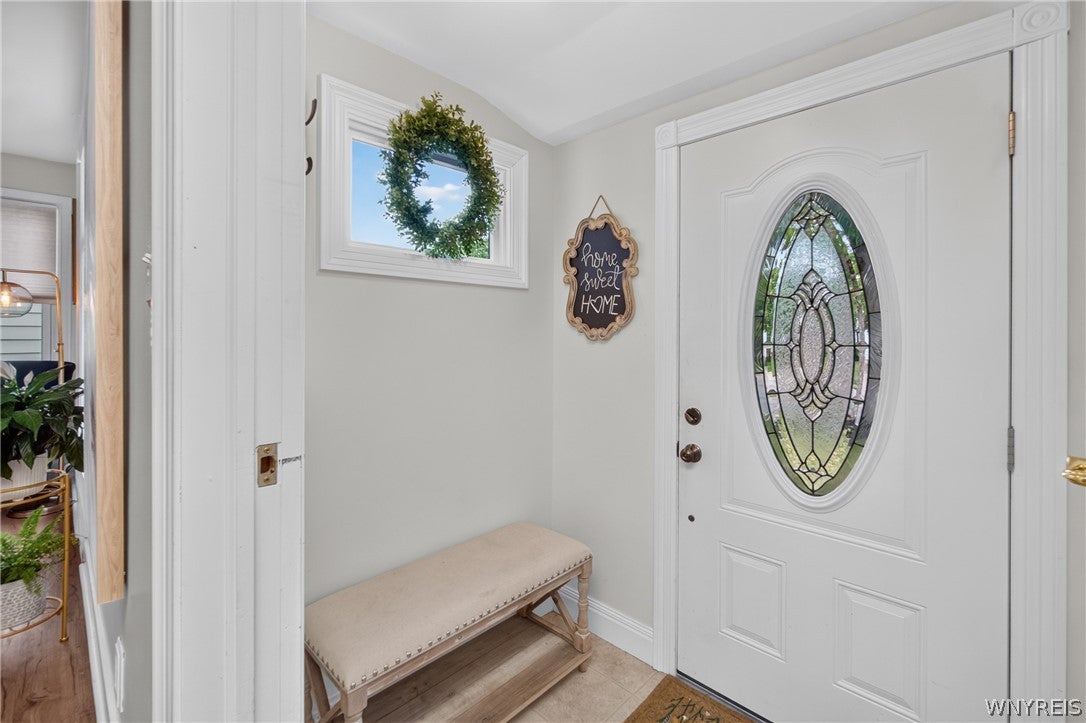 46 Oakridge Avenue