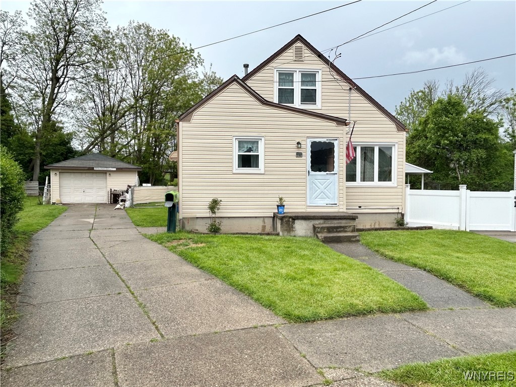 396 Weimar Street, Buffalo, New York image 1