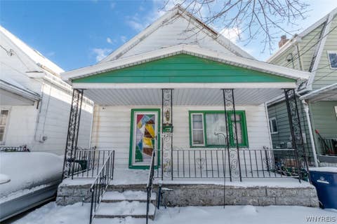 Homes For Sale - 427 Willett Street<br/> Buffalo, NY 14206