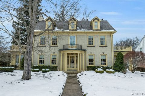 33 Ruskin Road Amherst NY 14226