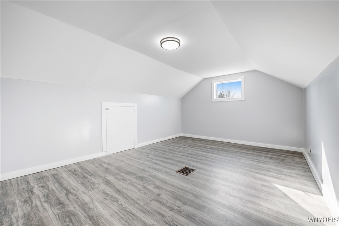 46 Wilkes Avenue, Buffalo, New York image 32