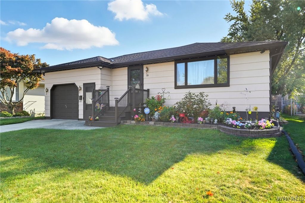 Photo of 83 Danielle Drive, Cheektowaga, NY 14227 (MLS # B1665657)