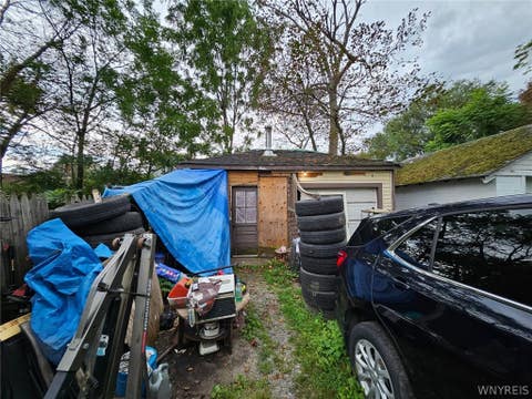 Tiny photo for 108 E Heman Street, DeWitt, NY 13057 (MLS # B1708804)