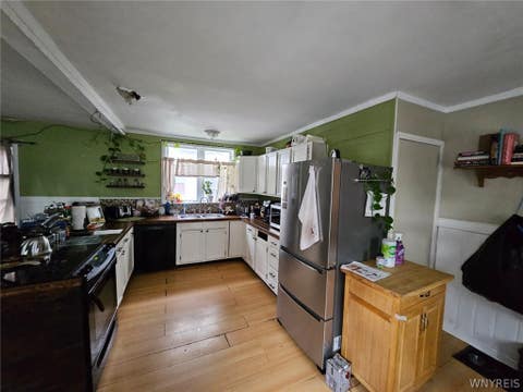 Tiny photo for 108 E Heman Street, DeWitt, NY 13057 (MLS # B1708804)