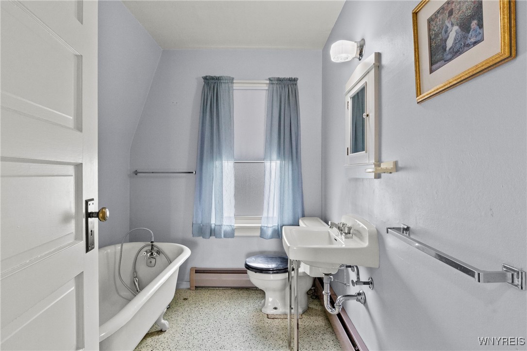 1 Roosevelt Avenue, Lancaster, New York image 11