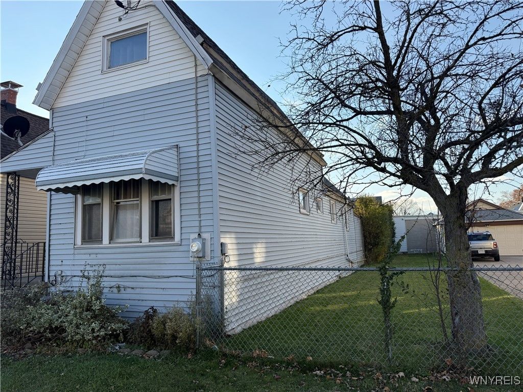 Photo of 194 Halstead Avenue, Cheektowaga, NY 14212 (MLS # B1651861)