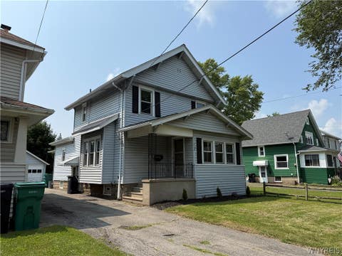 Tiny photo for 216 79th Street, Niagara Falls, NY 14304 (MLS # B1702176)