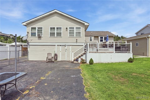 Tiny photo for 6525 Woodside Place, Niagara, NY 14304 (MLS # B1708266)