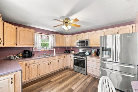 Tiny photo for 6525 Woodside Place, Niagara, NY 14304 (MLS # B1708266)