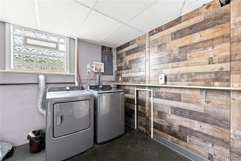 Tiny photo for 6525 Woodside Place, Niagara, NY 14304 (MLS # B1708266)