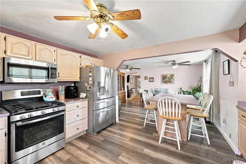 Tiny photo for 6525 Woodside Place, Niagara, NY 14304 (MLS # B1708266)