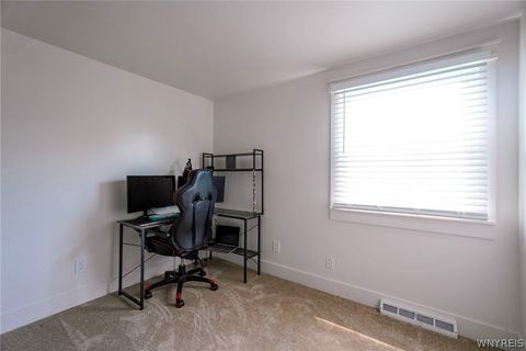 Tiny photo for 5079 Chapman Parkway, Hamburg, NY 14075 (MLS # B1684880)