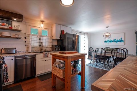 Tiny photo for 5079 Chapman Parkway, Hamburg, NY 14075 (MLS # B1684880)
