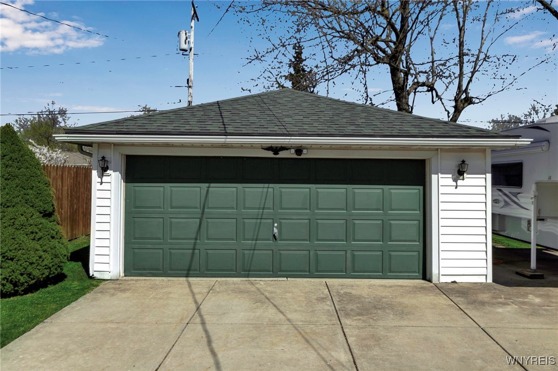 103 Darwin Drive, Lancaster, New York image 13
