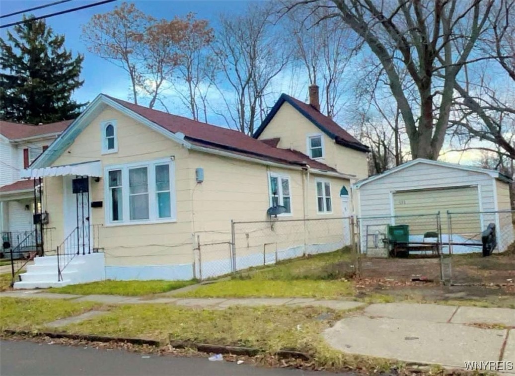 455 Monroe Street, Buffalo, New York image 1