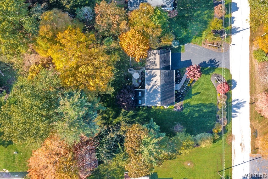 8927 Hurlburt Lane