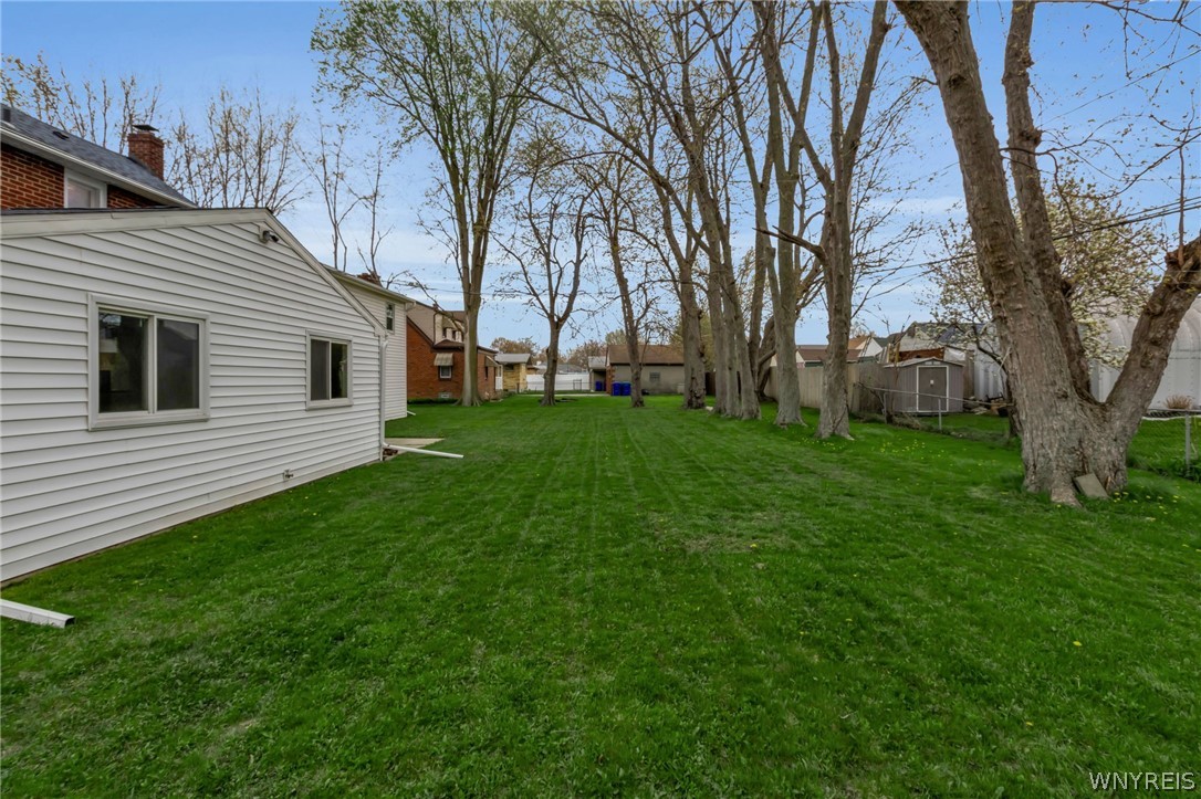 4695 Lake Shore Road