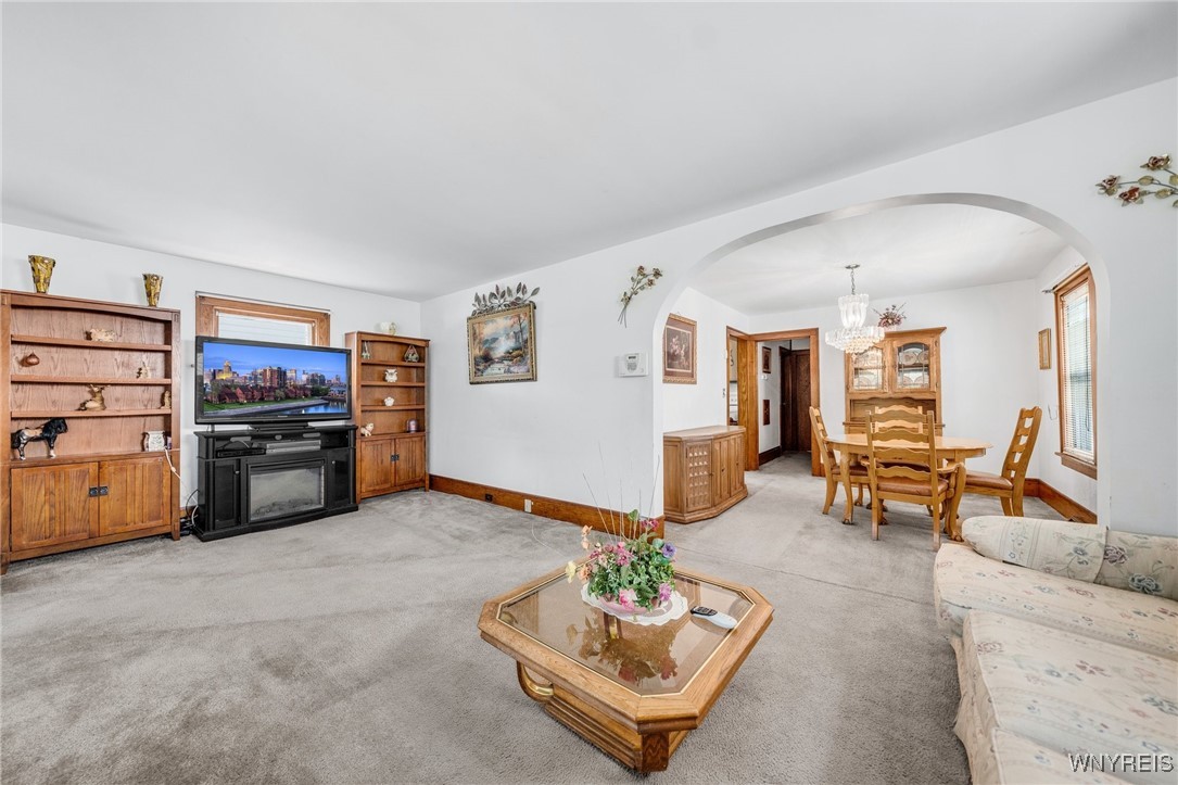 84 Rosedale Street, Buffalo, New York image 6